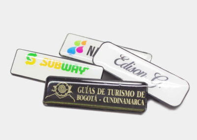 gafetes de identificación